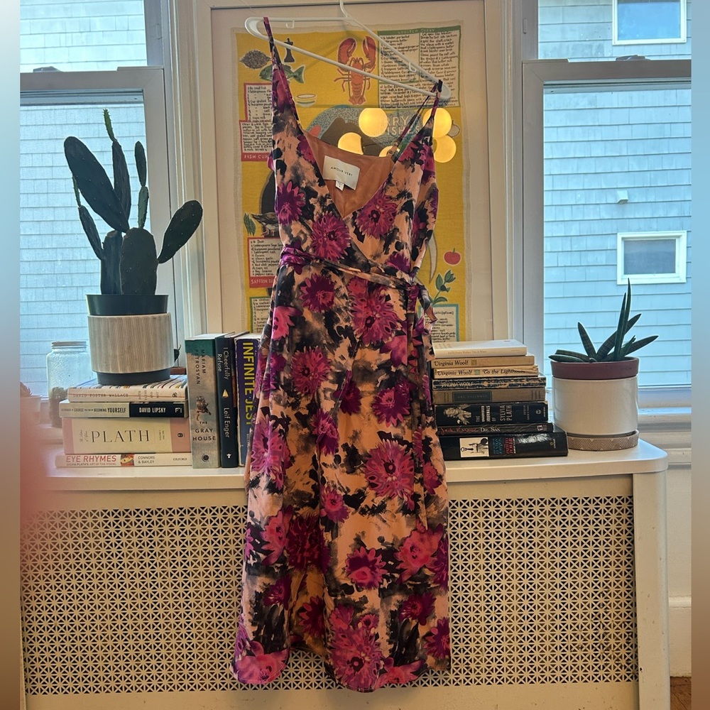 Pink sill floral wrap dress (Amour Vert | S)